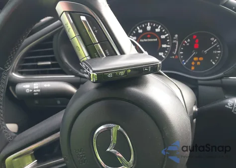 2019 Mazda Mazda3 from USA, damaged, VIN JM1BPAJMXK1121384